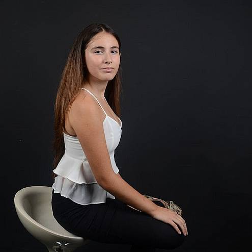 Веда юртсевер ипек сериалы. Аслы айбарс. Евгения седлачек. Эстер седлачек. Турецкая актриса sema aybars.